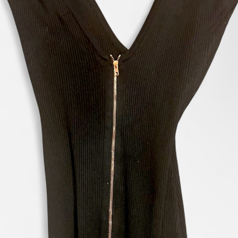 Almost Famous Black Maxi Rose Gold zip back Plunge sweater Dress - Picture 5 of 5
